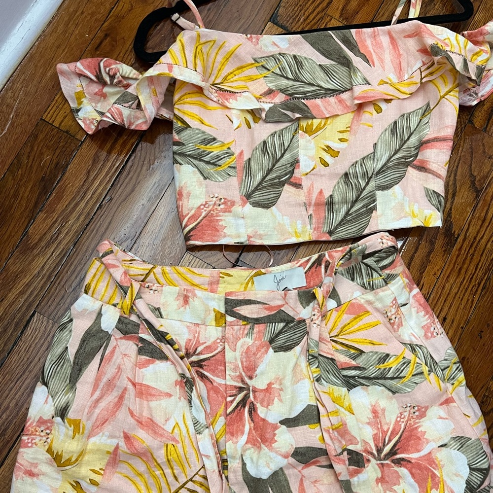 Joie two piece tropical set